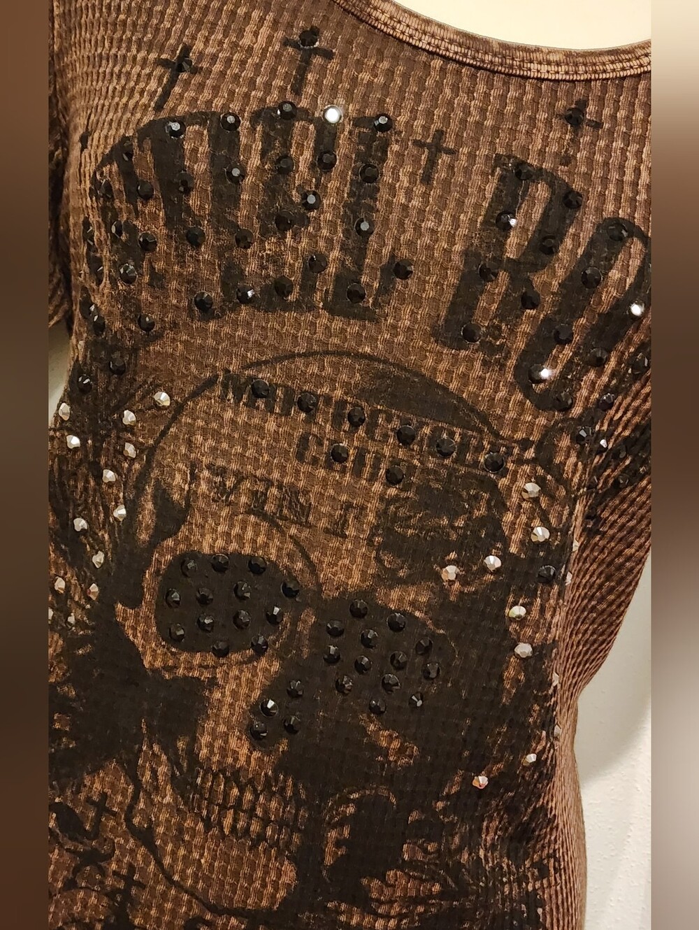 Brown Studded Skull Graphic Long-Sleeve Top - Picture 6 of 6